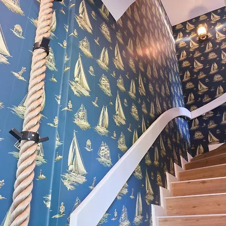 Sharky Bay Apartment *