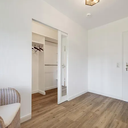 Sharky Bay Apartment